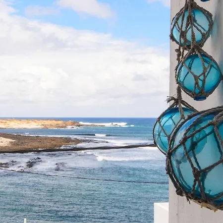 Caleta Blue House - Macaronesiahomes Caleta de Caballo